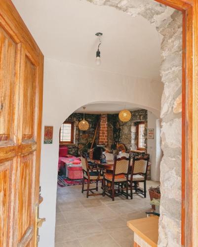 Mountain house Varda in Humilišani
