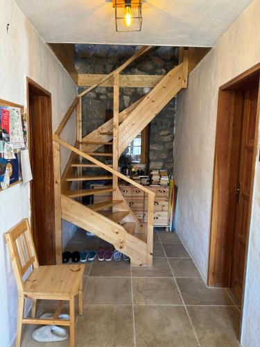 Mountain house Varda in Humilišani