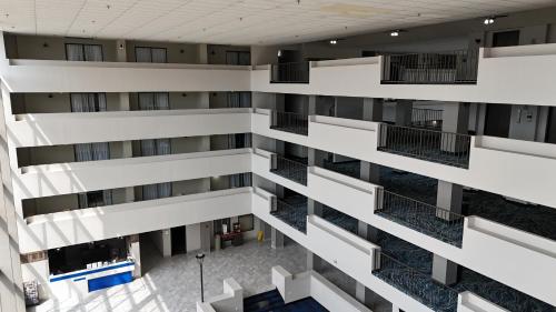 Clarion Hotel Jackson Northwest – Jackson, TN