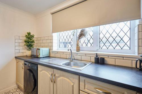 ห้องครัว, Host & Stay - Joffre Avenue in คาสเทิลฟร์ด