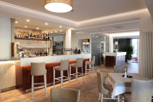 Athos Hotel - image 6