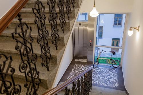 Vinohradsky dum - image 3