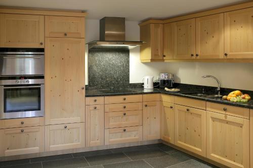 Cocina, Hotel Bellerive Gstaad in Saanen