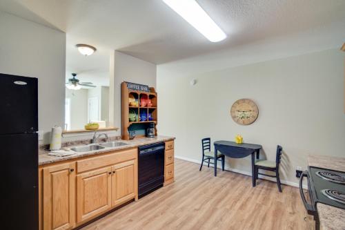 Ground-Floor Apartment about 1 Mi to Cloudland Canyon! in Rising Fawn, USA