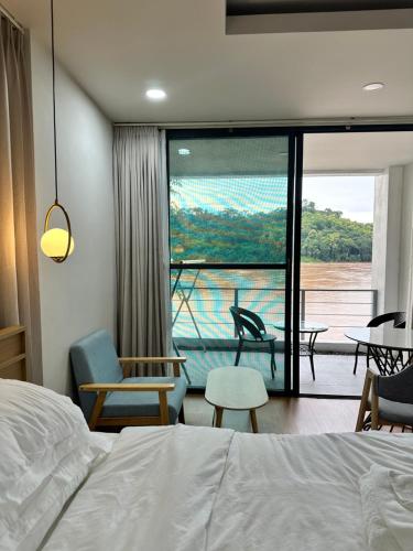 Apartment with View and Balcony room in Sokview Residence