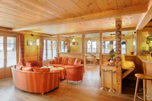 Bar/ Salón, Hotel Bellerive Gstaad in Saanen