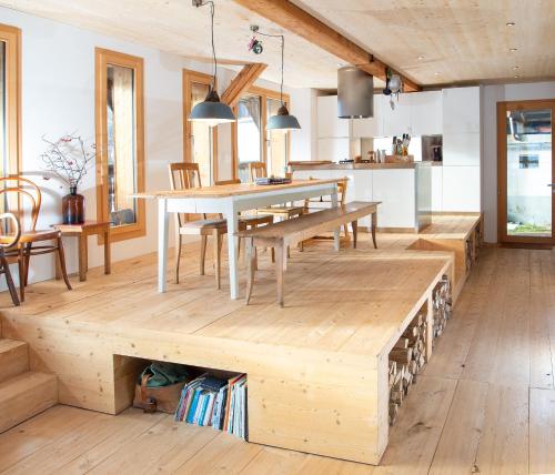 Iekārtas, Design chalet with Alpine panorama in Riom-Parsonz