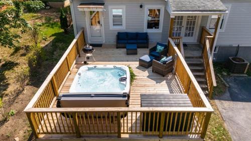 Vista exterior, 3 Kings, Hot Tub, Bourbon Trail, Horse Themed Stay in Harrodsburg (Kentucky)