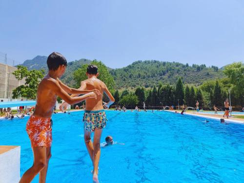 Tuvākā izklaides vieta, Casa Rural EL MEDITERRÁNEO para parejas, amigos o familia de EL COLMENAR (Casa Rural EL MEDITERRANEO para parejas, amigos o familia de EL COLMENAR) in Chovar