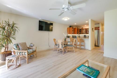 Kihei Condo with Resort Amenities - Walk to Beach - image 11