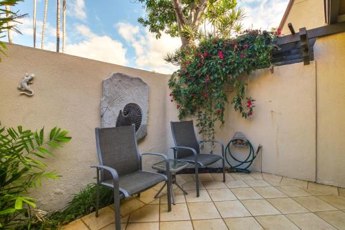 Kihei Condo with Resort Amenities - Walk to Beach - image 7