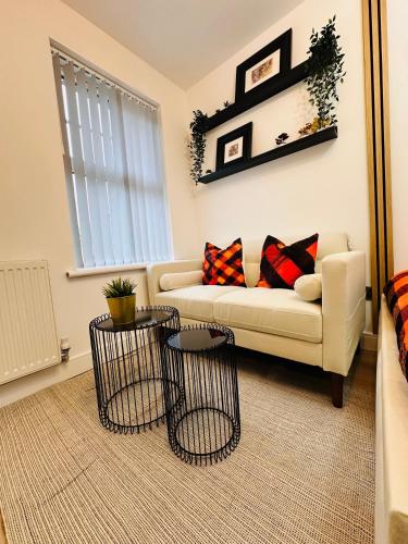 R4 - Elegant Private Room with Kitchenette near QE Hospital Harborne R4 - Elegant Private Room with Kitchenette near QE Hospital Harborne