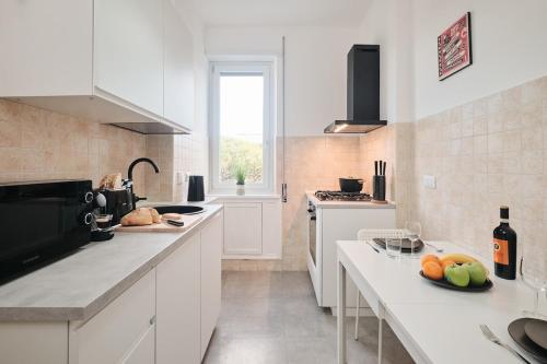 Colosseo-San Giovanni, New Apartment Wi-Fi & A-C, Rome (photo 4)