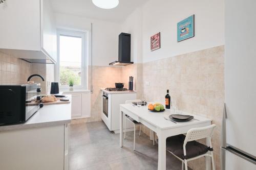 Colosseo-San Giovanni, New Apartment Wi-Fi & A-C, Rome (photo 8)
