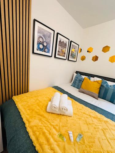 R3 - Stylish En-Suite Private Room with Kitchenette near QE Hospital, Birmingham (photo 8)