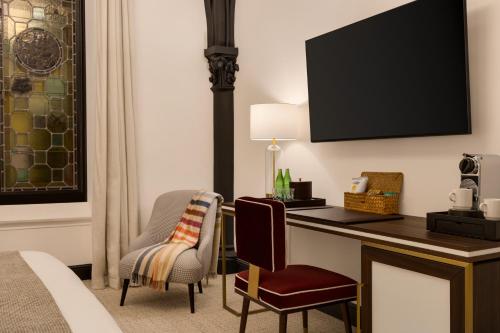 Dylan Hotel NYC - image 6