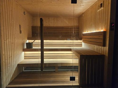 RS SUITES PRESTIGE Rybna 5 HOME & SPA 4