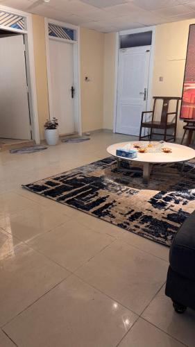 أستديوهات وشقق بن علي near Al Jimi Mall