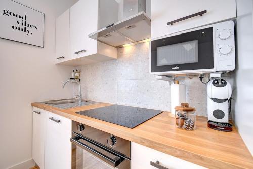 - Suite Solvay - Cosy & Modern Flat in 昂格勒爾
