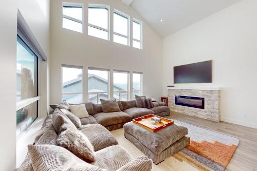 Three Bedroom Apartment
