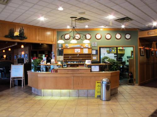 Tamarack Inn in Rocky Mountain House