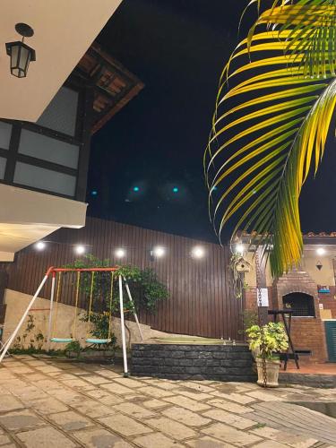 Aconchego de Itaipava - casa de 3 quartos, equipada, área kids, jacuzzi, pet friendly, churrasqueira, em meio a Natureza e próximo ao centro do bairro