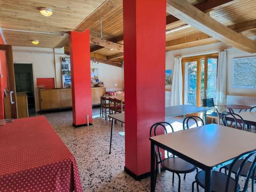 Authentique chalet du Queyras - Saint Véran - Parc naturel du Queyras (Authentique chalet du Queyras - Saint Veran - Parc naturel du Queyras) in Aiguilles