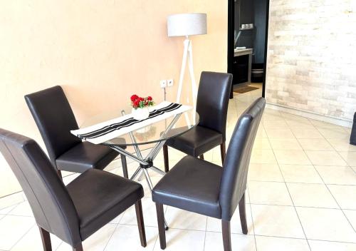 Facilities, Luxury Family Apartment 5min Beach in Najah