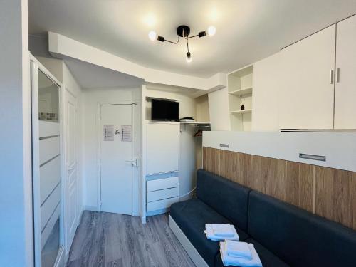 Cute studio - Canal Saint Martin, París