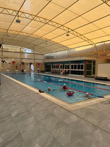 Elegent 2BHK next to the beach with pool,gym,garden,kids play area,learning centre,shops,cafe,restau - Ajman