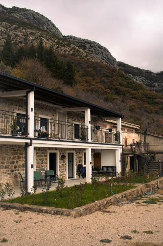 ทัศนียภาพภายนอกโรงแรม, Etno House Mali Grm in สตาริ บาร