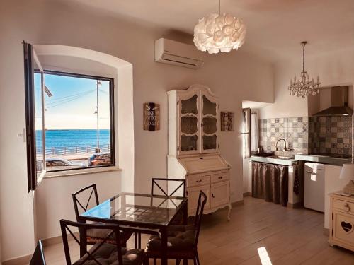 La Casa di Dory in PrimoPiano, Janov