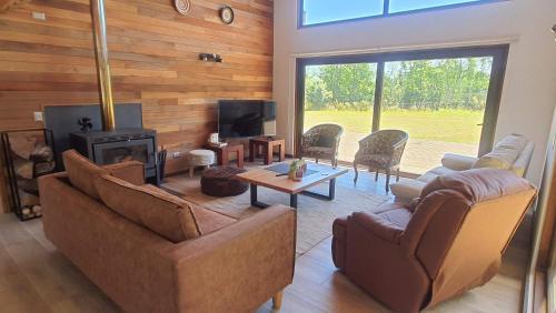 Casa en Pucon in Pucon Waterfront