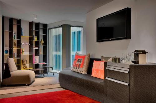 W Amsterdam - image 6