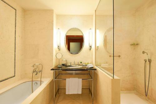 The Westin Valencia, Valence (photo 10)