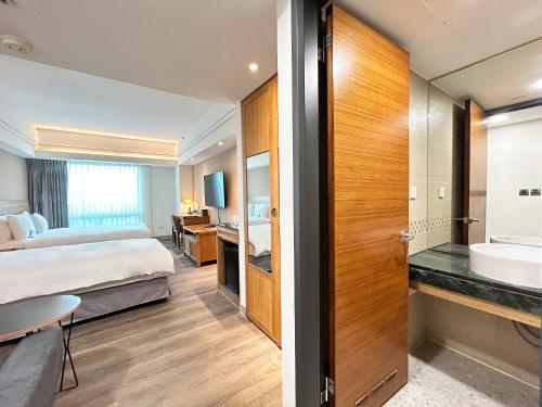 三人房
