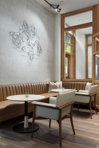 The Westin Arlington Gateway - image 2