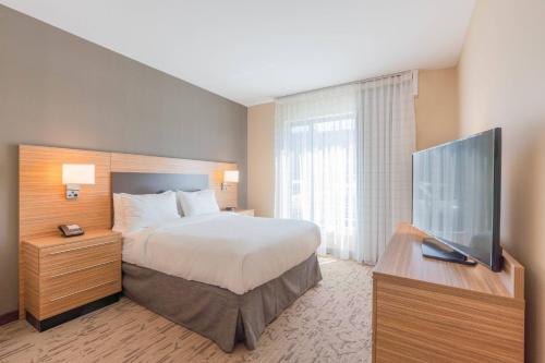 TownePlace Suites by Marriott Thousand Oaks Agoura Hills - image 10