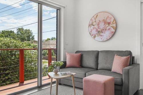 Tranquil 4-Bed Oasis with Garden & BBQ