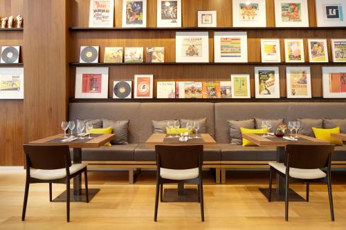 Hotel Zinema7 - image 4