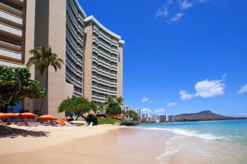 Sheraton Waikiki - image 9