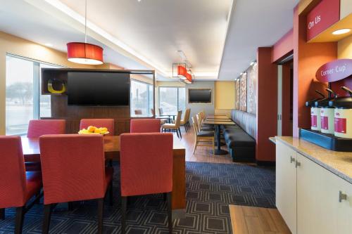 TownePlace Suites by Marriott Bossier City - image 7