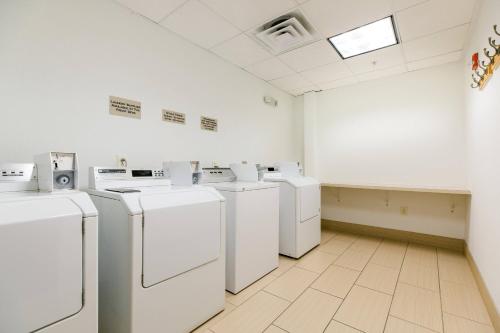 SpringHill Suites Florence - image 13