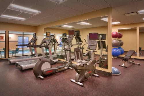 TownePlace Suites by Marriott Dickinson - image 8