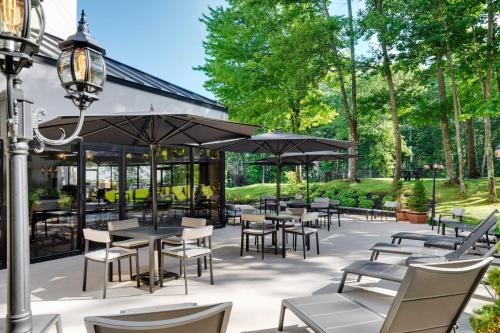 設施, 波特蘭薩布勒奧克斯喜來登酒店 (Portland Sheraton at Sable Oaks) in 南波特蘭