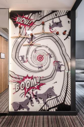 Moxy Poznań Airport - image 10