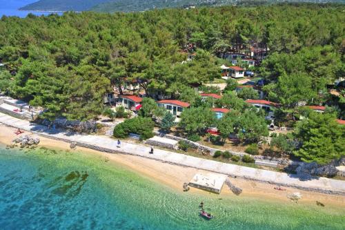 花園, Mobile Home in Cres near Pebble Beach in 茨雷斯