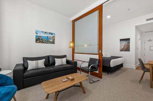 Central 1BR w Pool,Gym and Tennis Court Zodiak Stays, Auckland (fotografie 2)