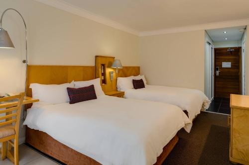 Guest room, 2 Double, Lagoon view image 2