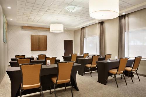 SpringHill Suites by Marriott West Palm Beach I-95 - 회의실/연회장